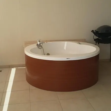 Babylon Sitesi Apartment Side